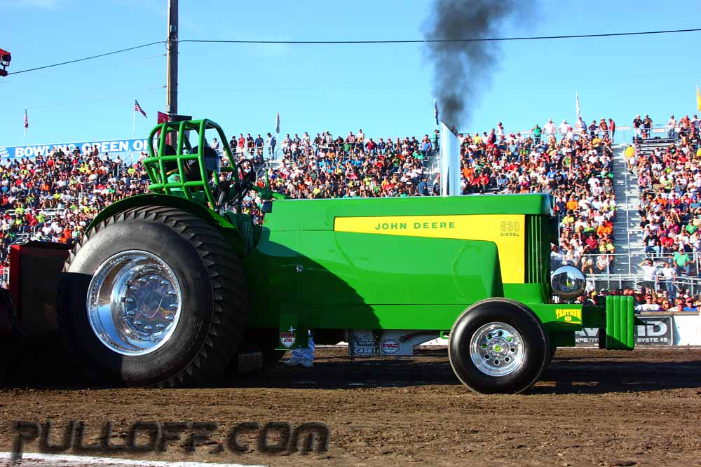 Re 830 Jd Puller Sheetmetal Tractor On Rfd 1612